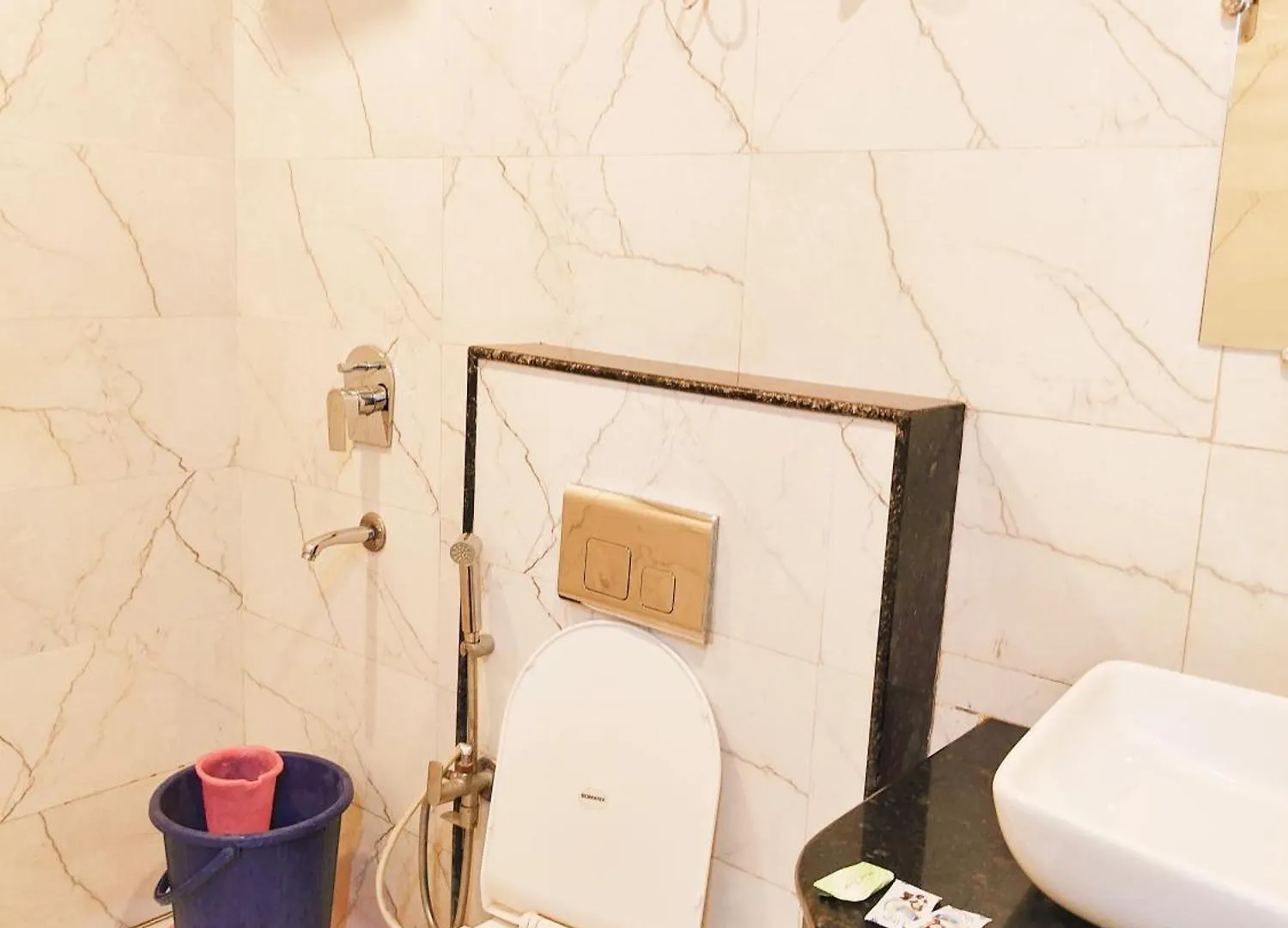 Hotel Hight Tej Plaza Near Igi Airport Delhi New Delhi